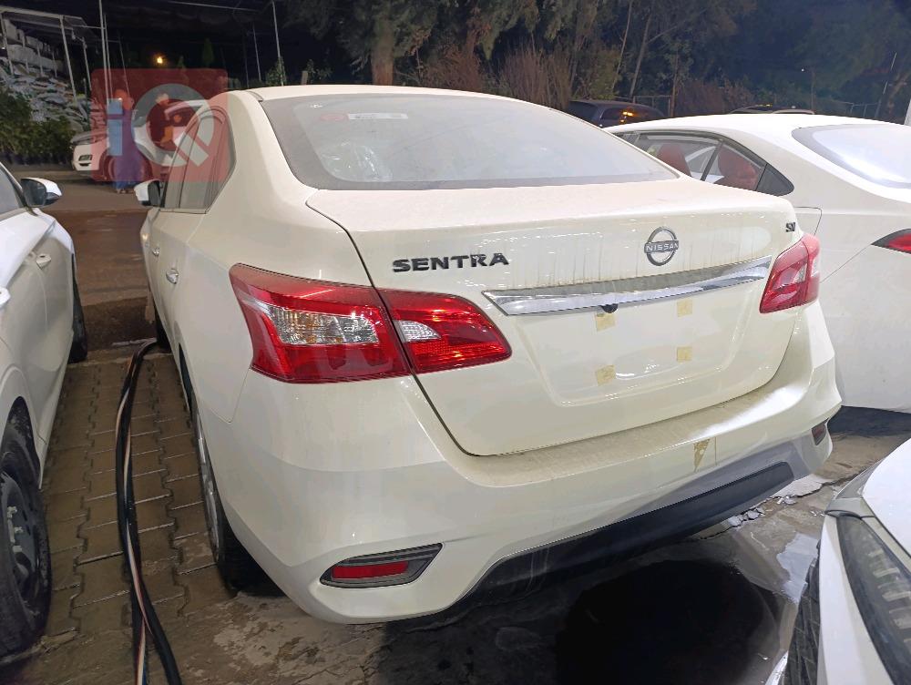 نيسان سنترا